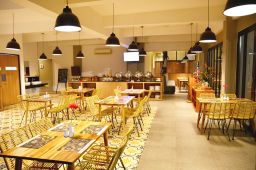 as-putra-kuningan-restaurant-1