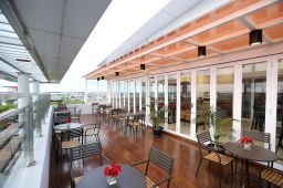 cordela-hotel-cirebon-sky-cafe